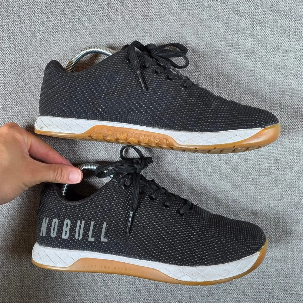 NOBULL SuperFabric Trainer Mens 8 Black Gum Cross Training Sneakers